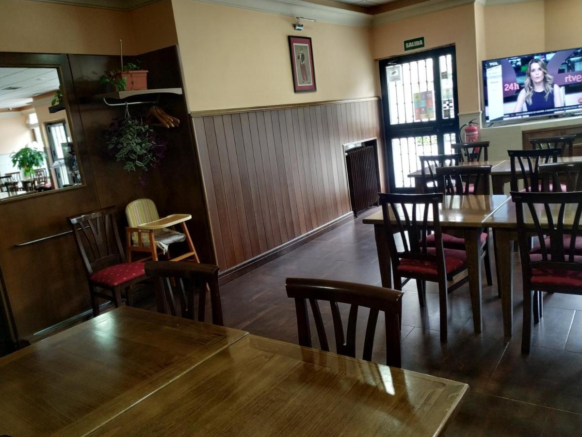 Hostal Agripino Y Restaurante Asiatico Mora 외부 사진