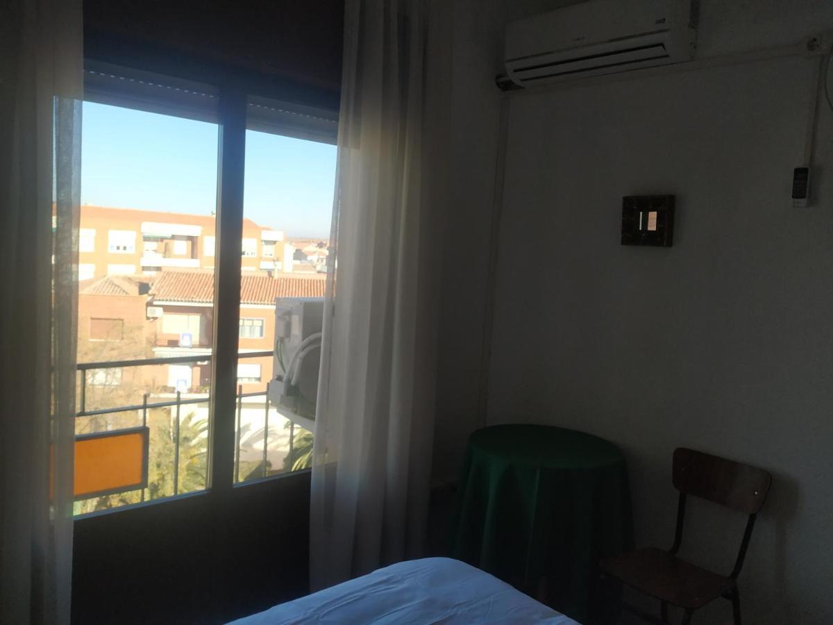 Hostal Agripino Y Restaurante Asiatico Mora 외부 사진